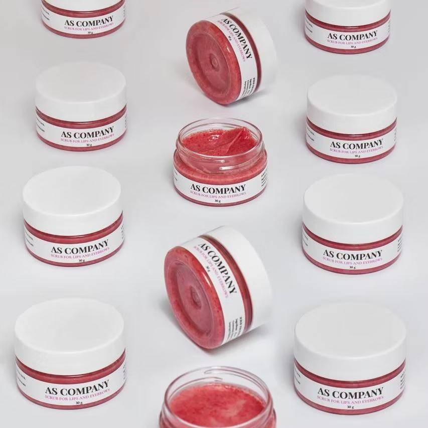 Gommage pour sourcils